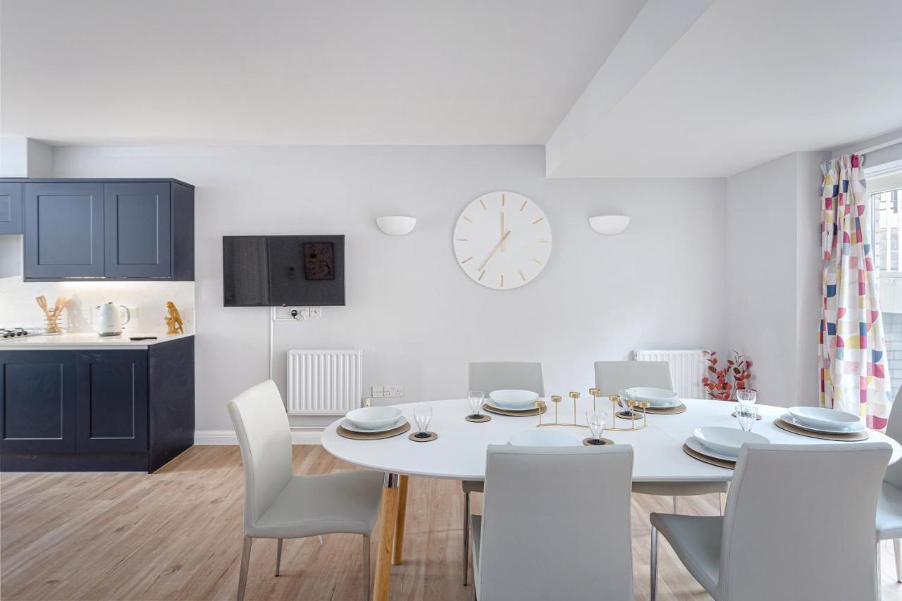 3 Bedroom Jesus Green Townhouse With Parking CBG Εξωτερικό φωτογραφία